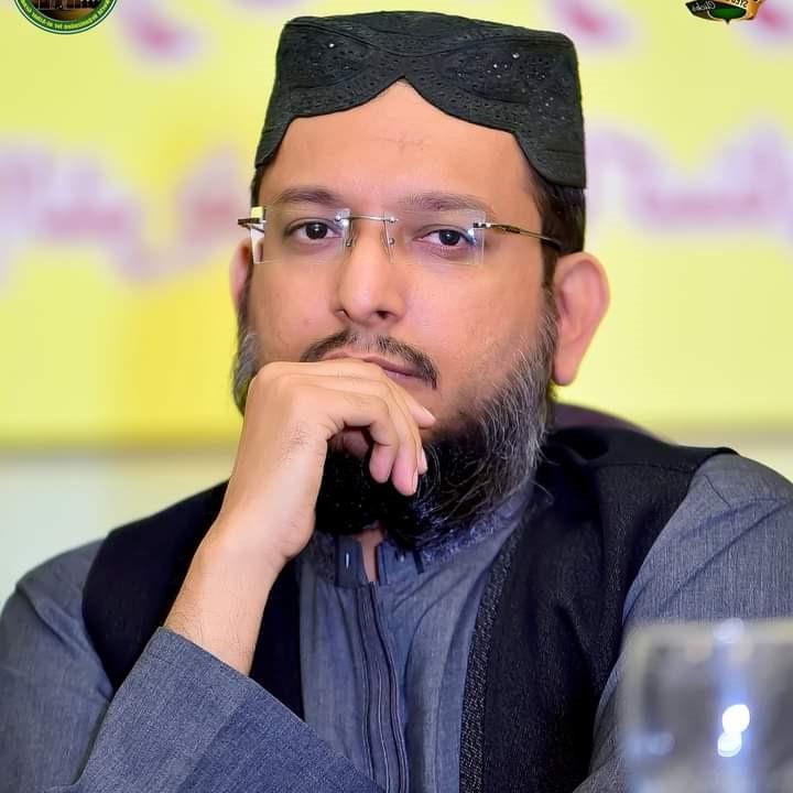Dr Uzair Mahmood Al-Azhari